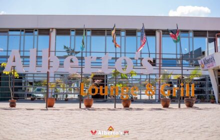 Albertos Grill & Lounge